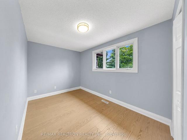 House for rent in Whitby, Golden Horseshoe
