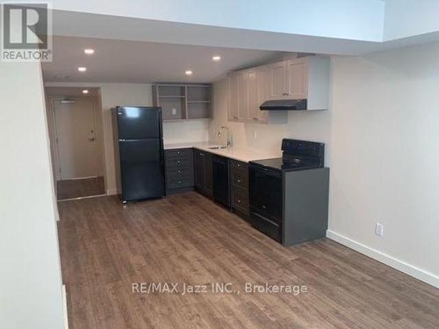 House for rent in Central, Oshawa