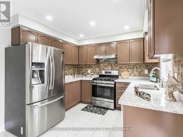 House for rent in Georgina, Ontario