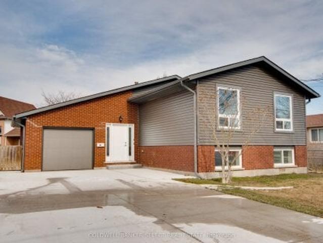 Duplex for rent in Niagara, Ontario