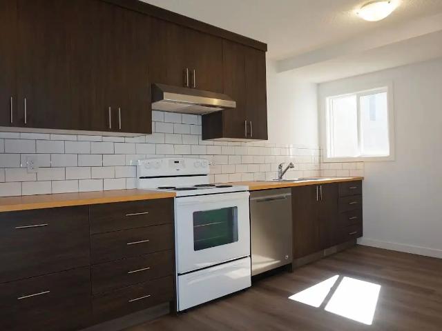 Apartment for rent in Hillhurst, Calgary