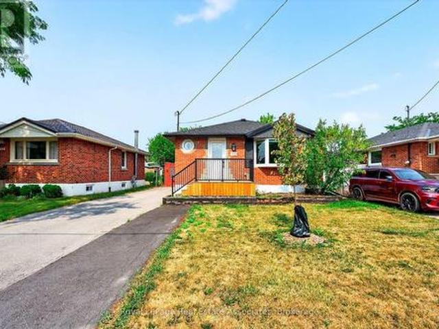 House for rent in Ancaster, Ontario
