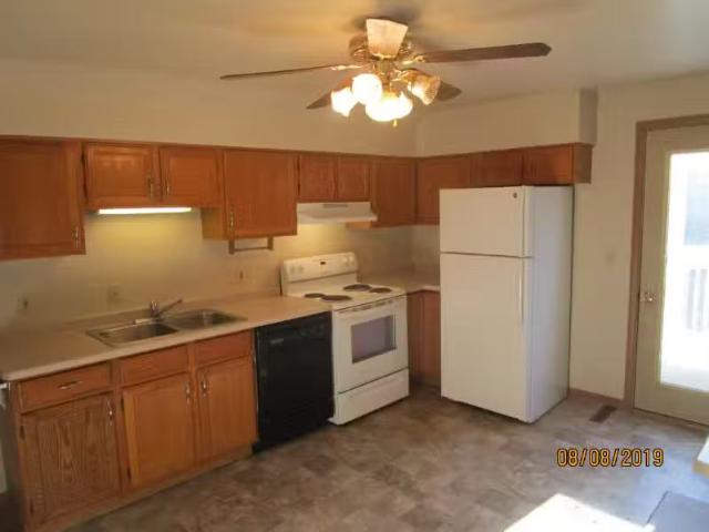 Condo for rent in Baraboo