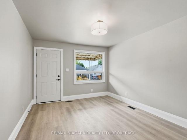 House for rent in Mcquesten East, Hamilton