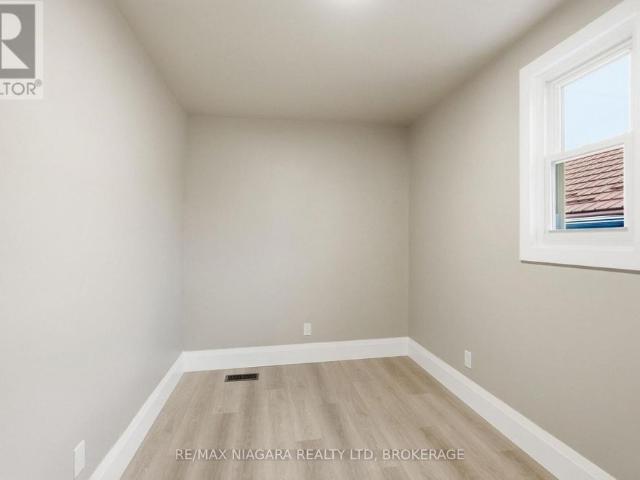 House for rent in Mcquesten East, Hamilton
