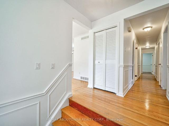 House for rent in Burlington, Golden Horseshoe