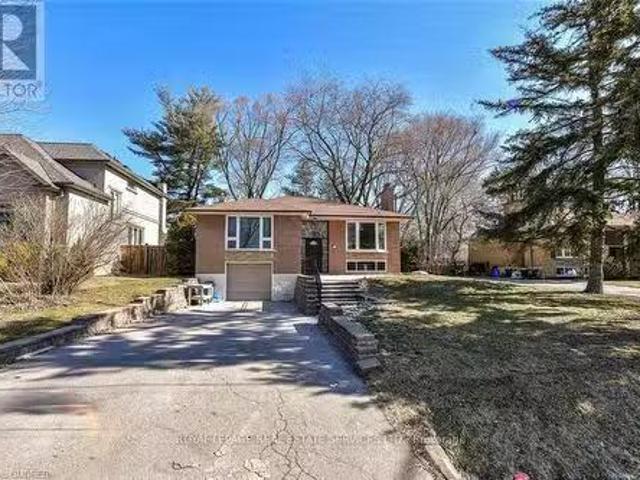 House for rent in Oakville, Ontario