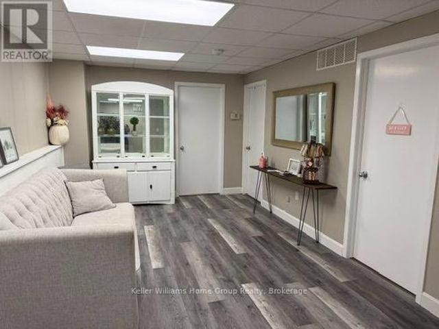 Commercial for rent in Wellington, Ontario