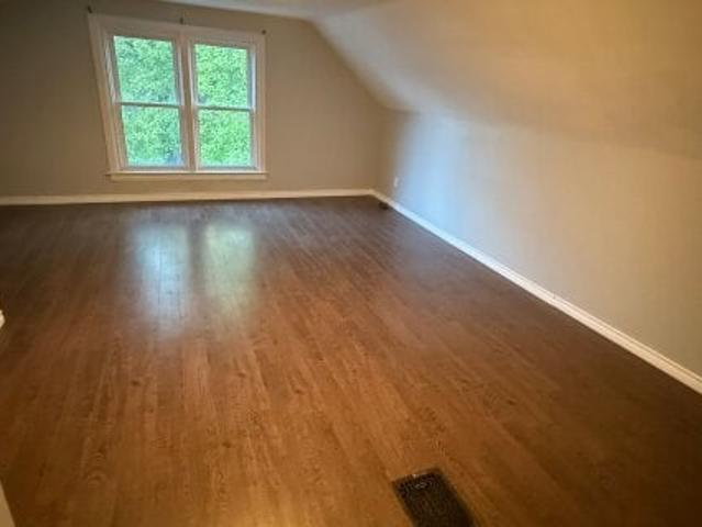 Duplex for rent in Niagara, Ontario