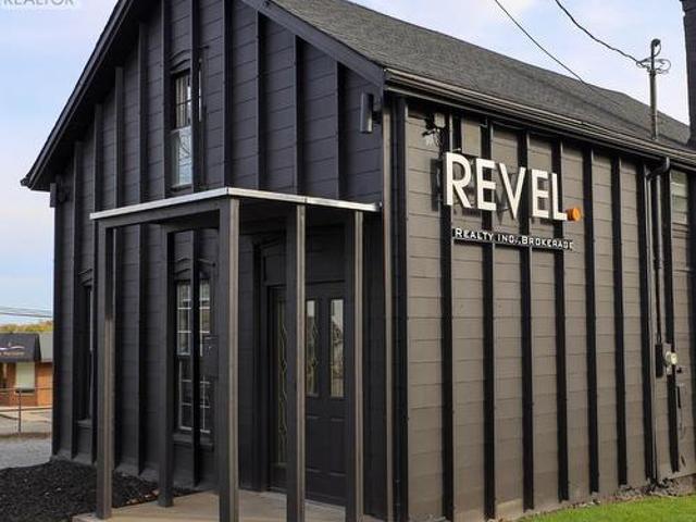 Commercial for rent in Niagara, Ontario