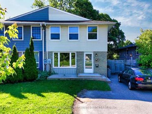 House for rent in Barrie, Central Ontario