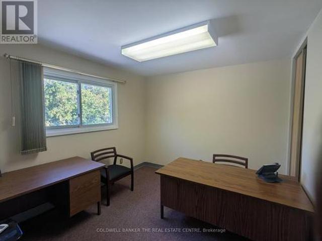 Commercial for rent in Barrie, Ontario