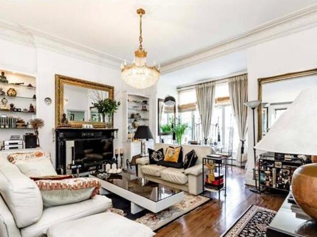 House for sale in Lyons, Greater London