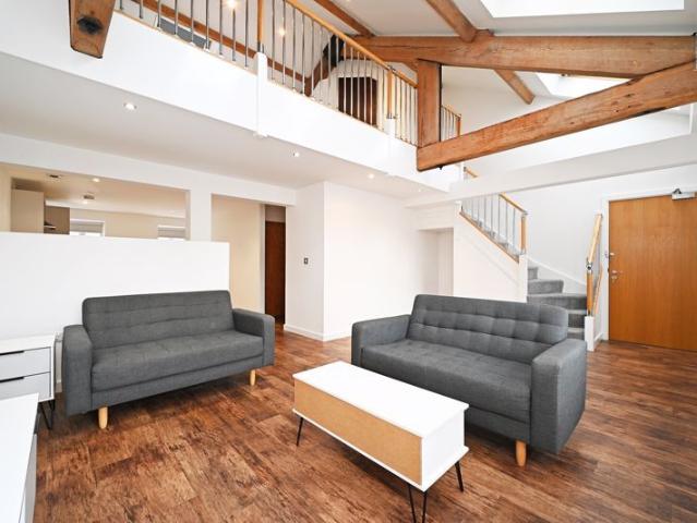 Apartment for rent in Saint Vincent's, Netherthorpe