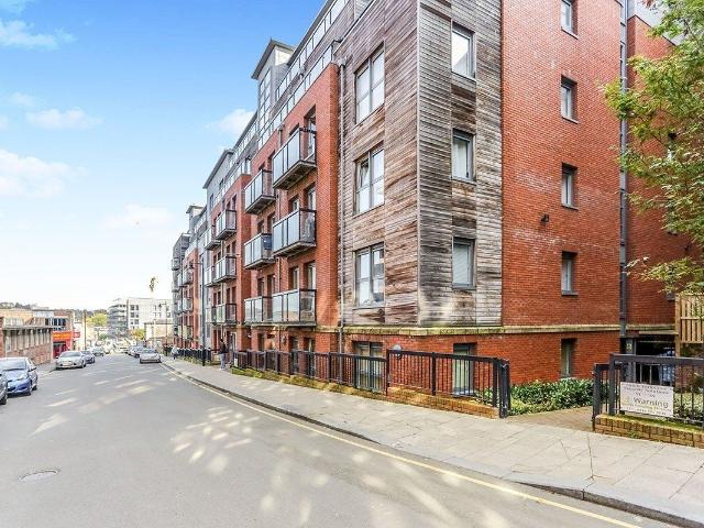 Apartment for rent in Saint Vincent's, Netherthorpe