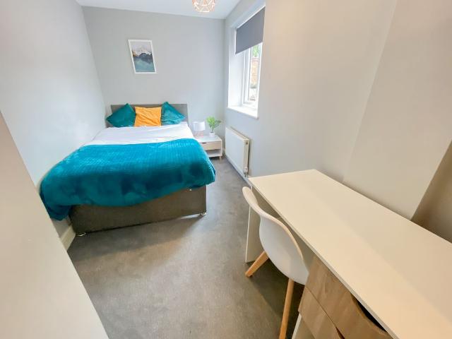 Room for rent in New Normanton, East Midlands