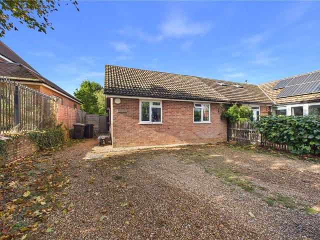 House for rent in Basildon, Upper Basildon
