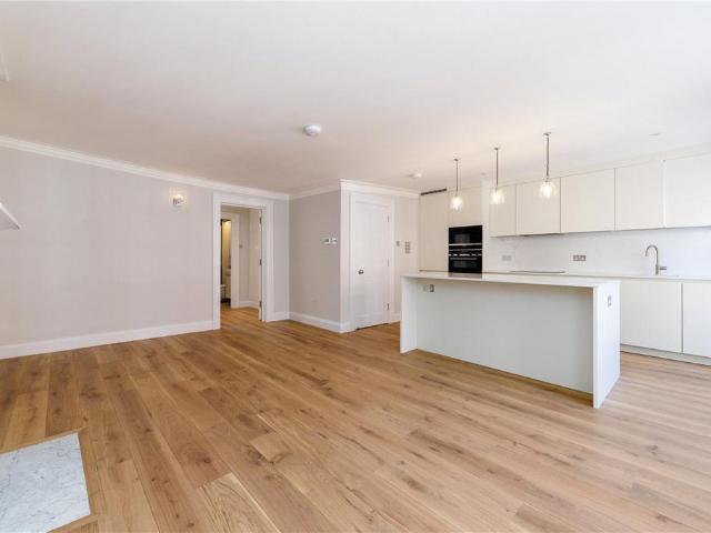 Apartment for rent in Marylebone, Greater London