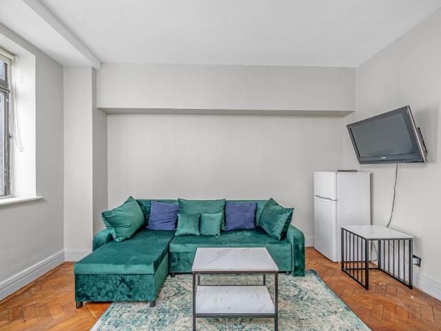 Apartment for rent in Marylebone, Greater London
