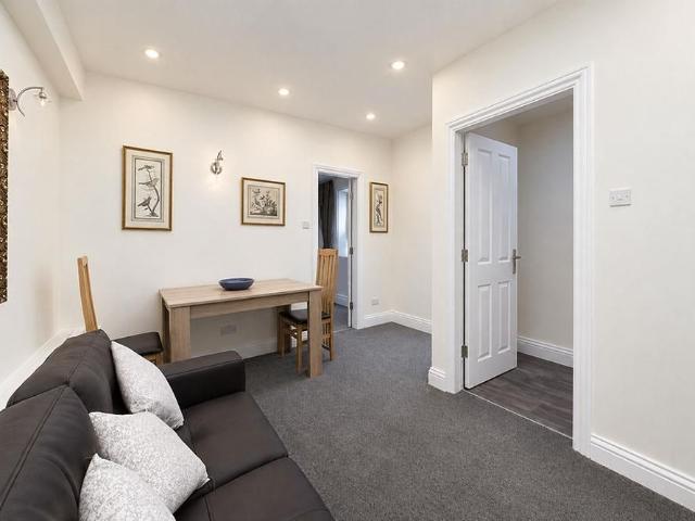 Apartment for rent in Marylebone, Greater London