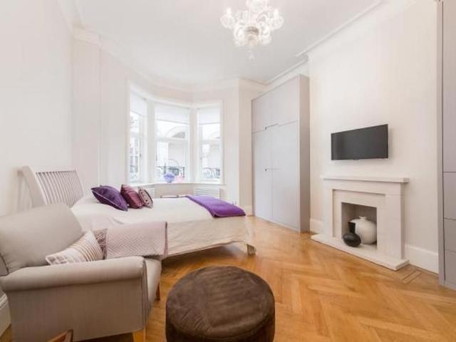 Studio for rent in City of Westminster, Greater London