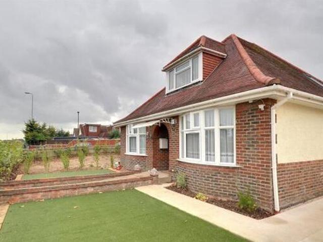 House for rent in Fishersgate, West Sussex