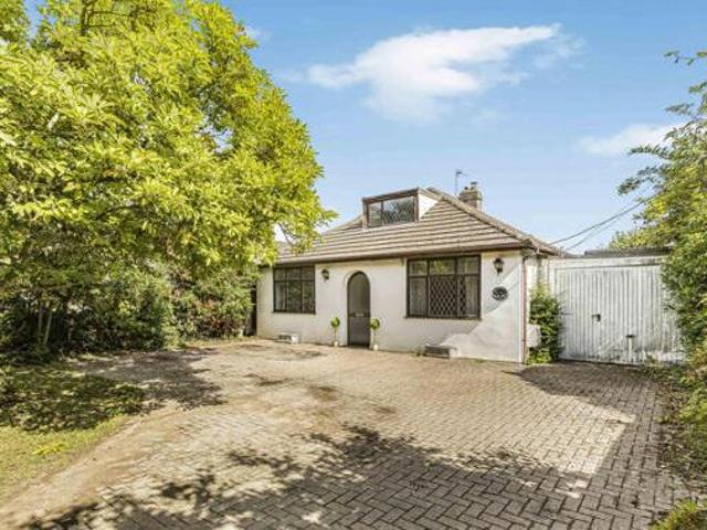 House for sale in Black Bourton, Oxfordshire