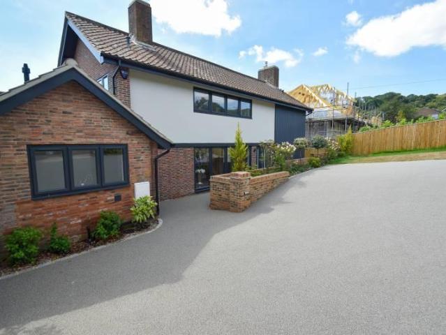 House for rent in Holywell, Eastbourne