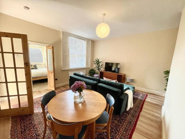 Apartment for rent in Old Trafford, Trafford Park