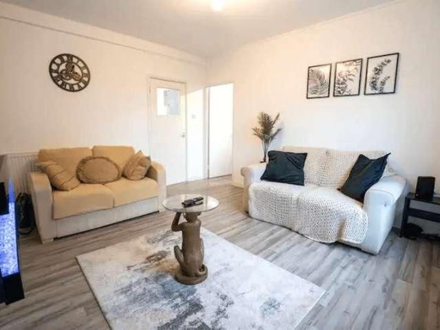 Apartment for rent in Upper Clapton, Greater London