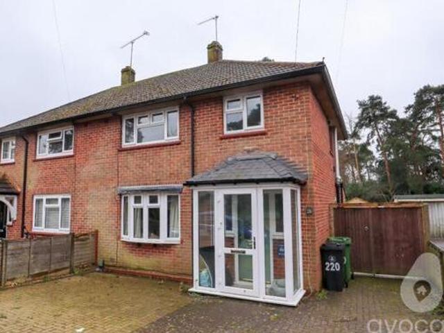 House for sale in Old Dean, Heol-las