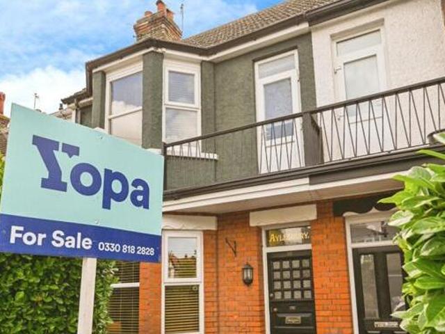 House for sale in Acol, Kent