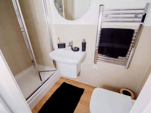 Studio for rent in Hillfields, West Midlands