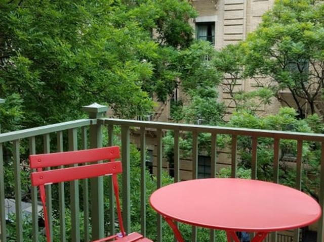Room for rent in Arverne, New York