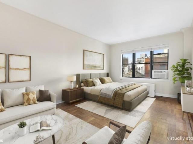 Apartment for sale in Arverne, New York