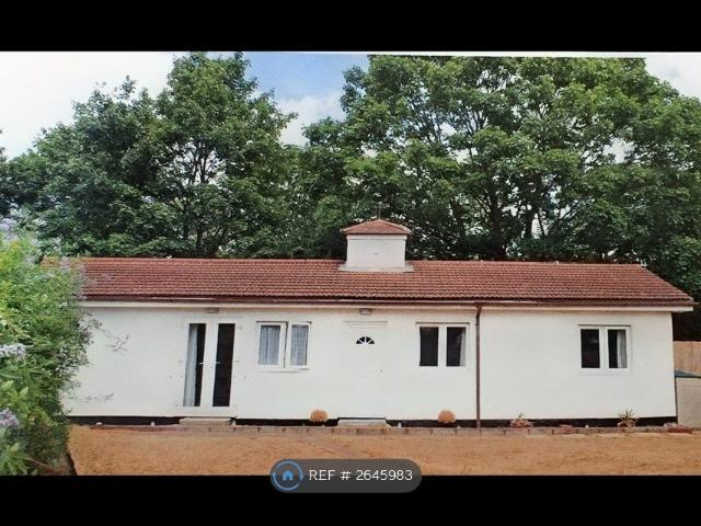 House for rent in London Borough of Bromley, Greater London