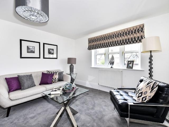 Apartment for rent in Eden Park, Greater London