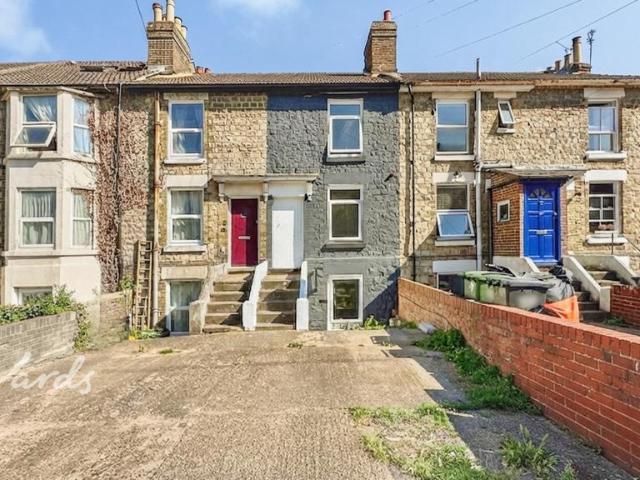 House for rent in Midway, Kent