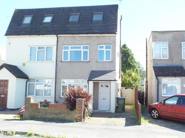 Apartment for rent in Blackhills, Surrey