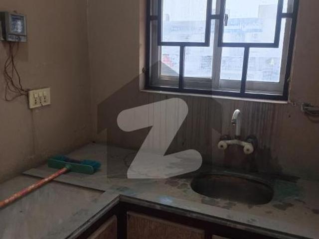 Apartment for rent in Faisalabad, Islamabad Capital Territory
