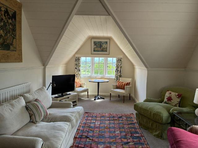 Apartment for rent in Littlecote, West Sussex