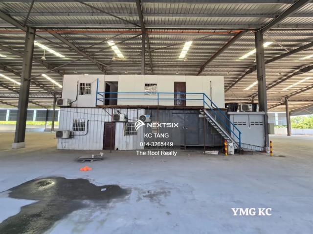 Shop for rent in Country Heights Damansara, Kuala Lumpur