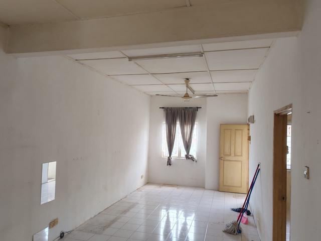 Townhouse for sale in Shah Alam, Petaling