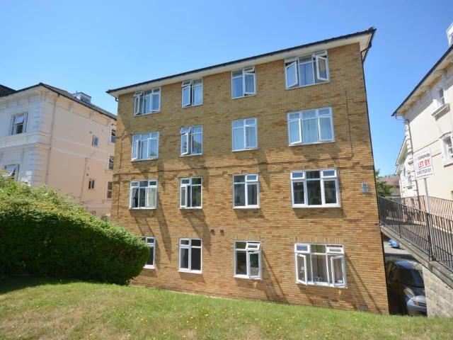 Apartment for rent in Royal Wells Park, Tunbridge Wells