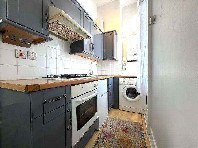 Apartment for rent in St James, Sandown Park