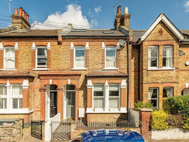 House for rent in London Borough of Richmond upon Thames, Greater London