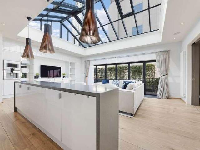 Apartment for rent in Greater London