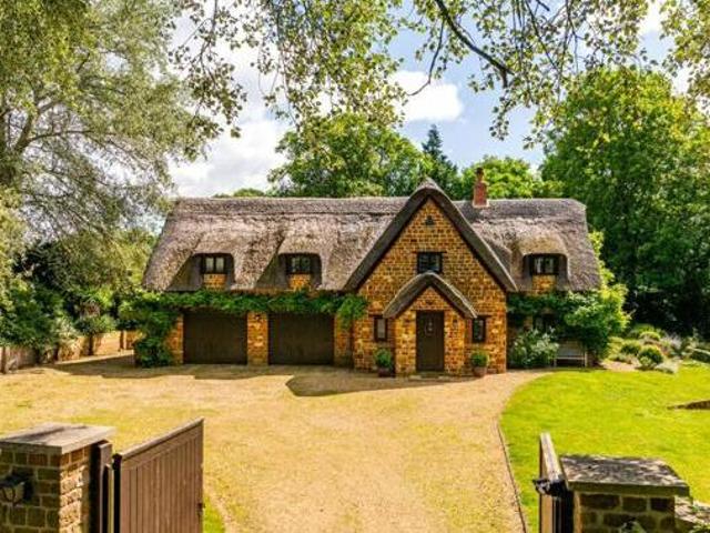 House for sale in Northampton, Northamptonshire