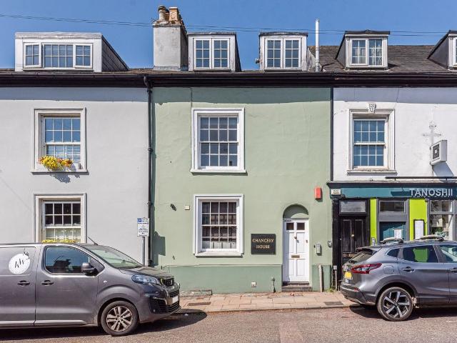 Apartment for rent in Fulflood, Hampshire