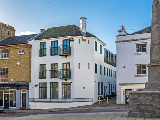 Apartment for rent in Fulflood, Hampshire